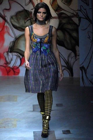 Look 10